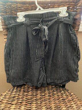 Max Studio Black and White Striped Paperbag Waist Shorts